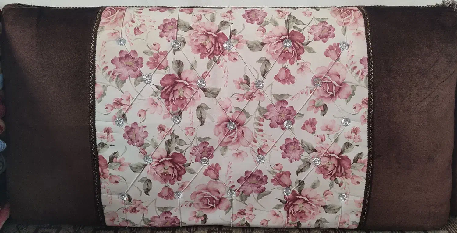 پشتی دیواری|پشتی|لاهیجان, شیخ زاهد|دیوار