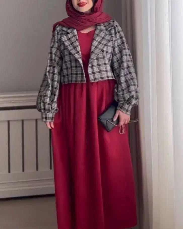 لباس|لباس|نیشابور, کشتارگاه|دیوار