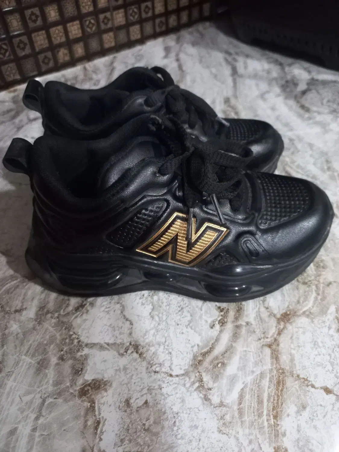 کفش اسپرت بچه گانه سایز۲۶-۲۷|کفش و لباس بچه|اهواز, زیباشهر|دیوار