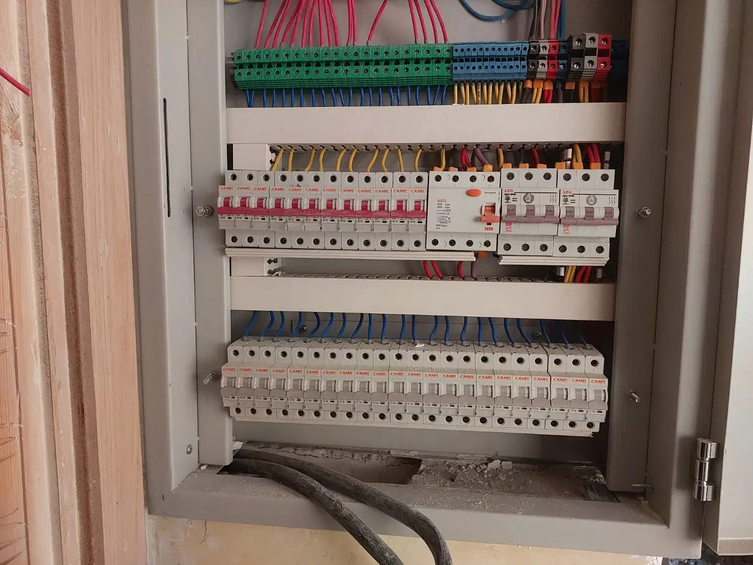 برقکاری ساختمان  (نصبیجات)|خدمات پیشه و مهارت|مشهد, الهیه|دیوار