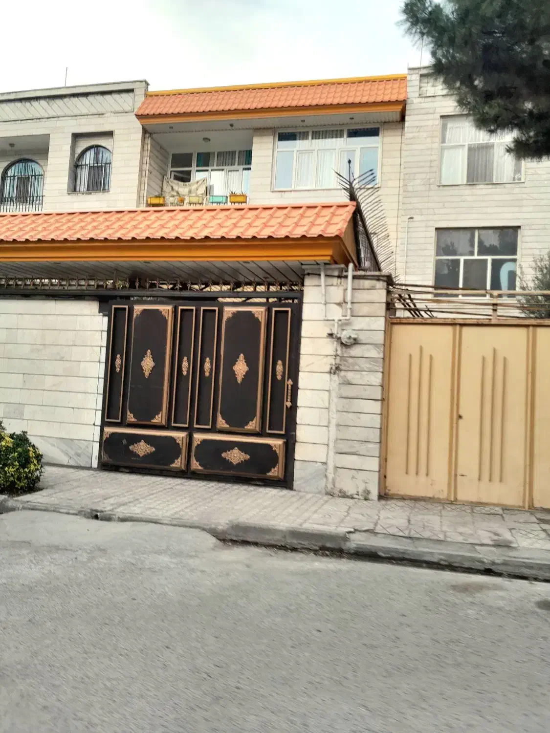۲۰۰ متری در ۳طبقه بنا مسکونی//شهرک راه آهن.المپیک|فروش زمین و ملک کلنگی|تهران, زیبادشت|دیوار