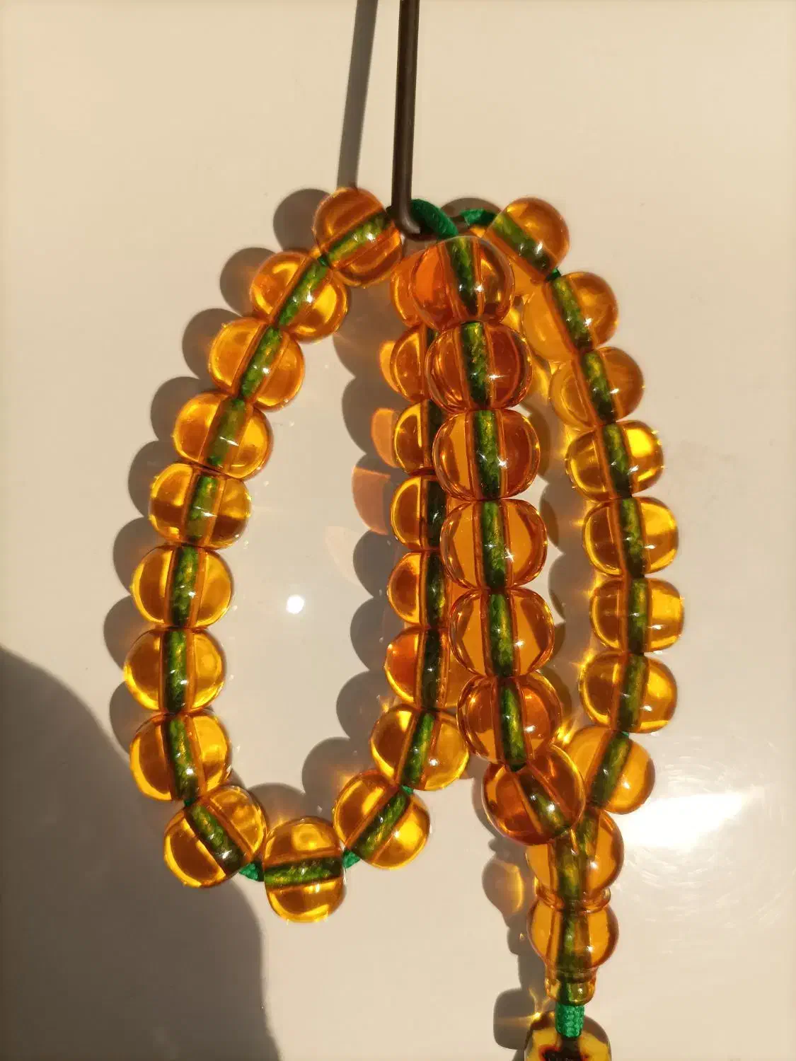 تسبیح سندلوس عسلی نباتی نخ نما خشک کلکسیونی|جواهرات|کرمانشاه, |دیوار