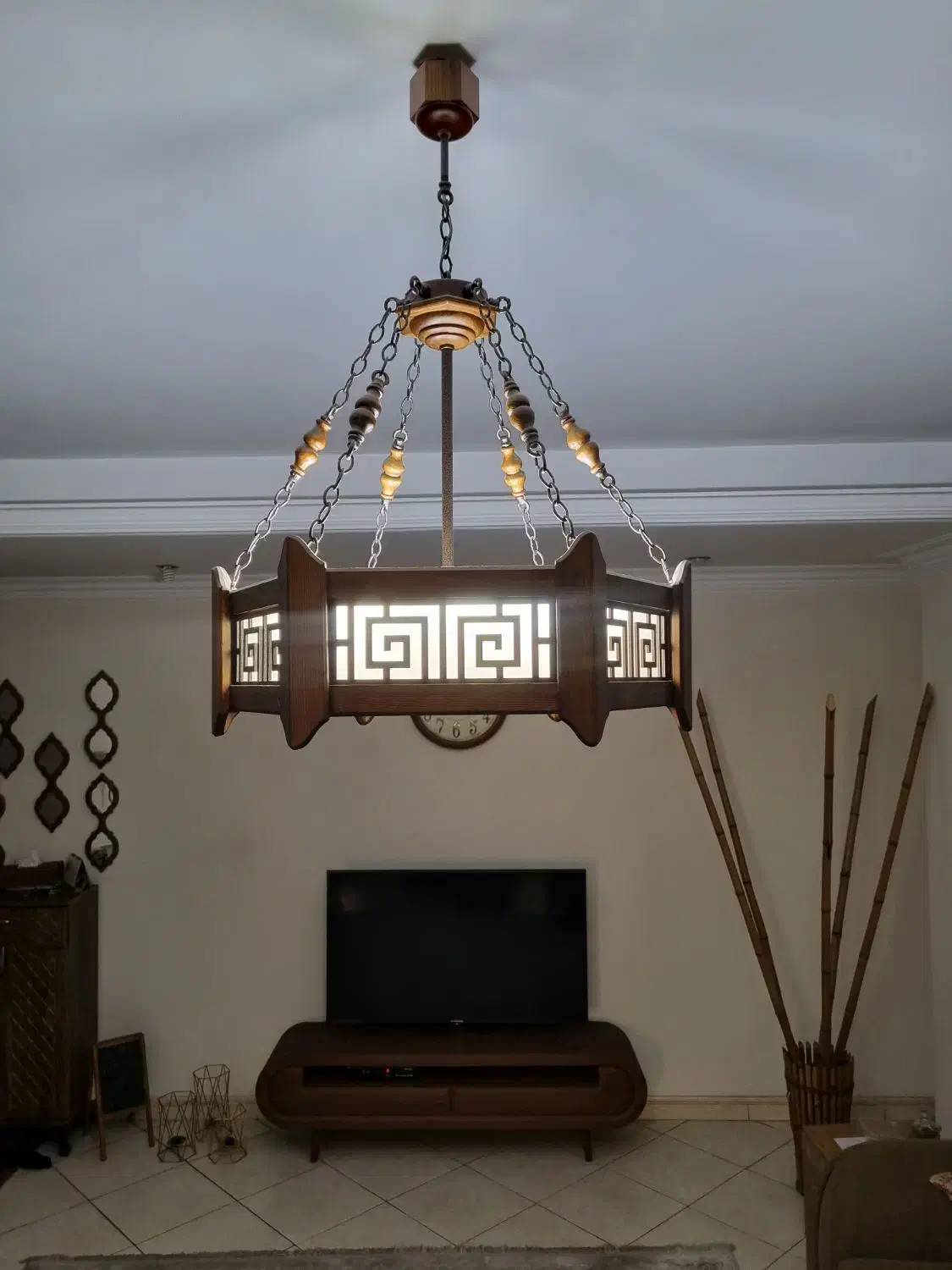 لوستر چوبی به همراه چراغ خواب،طرح ورساچه ،۵ لامپه|لوستر و چراغ آویز|تهران, سلسبیل جنوبی|دیوار