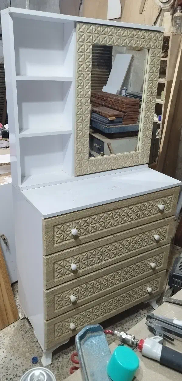 میز آرایش با صندلی مستقیم از تولیدکننده بخرید|تخت و سرویس خواب|رشت, حومه رشت|دیوار