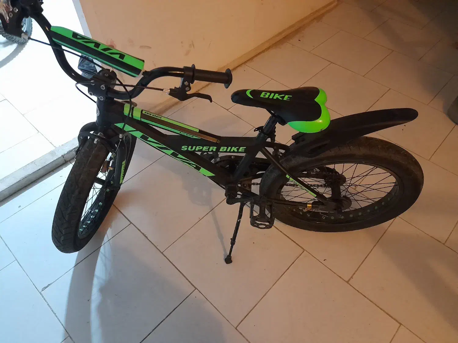 دوچرخه بسیار تمیز مناسب ۸ تا ۱۱سال|دوچرخه، اسکیت، اسکوتر|اصفهان, کوی ولی عصر|دیوار