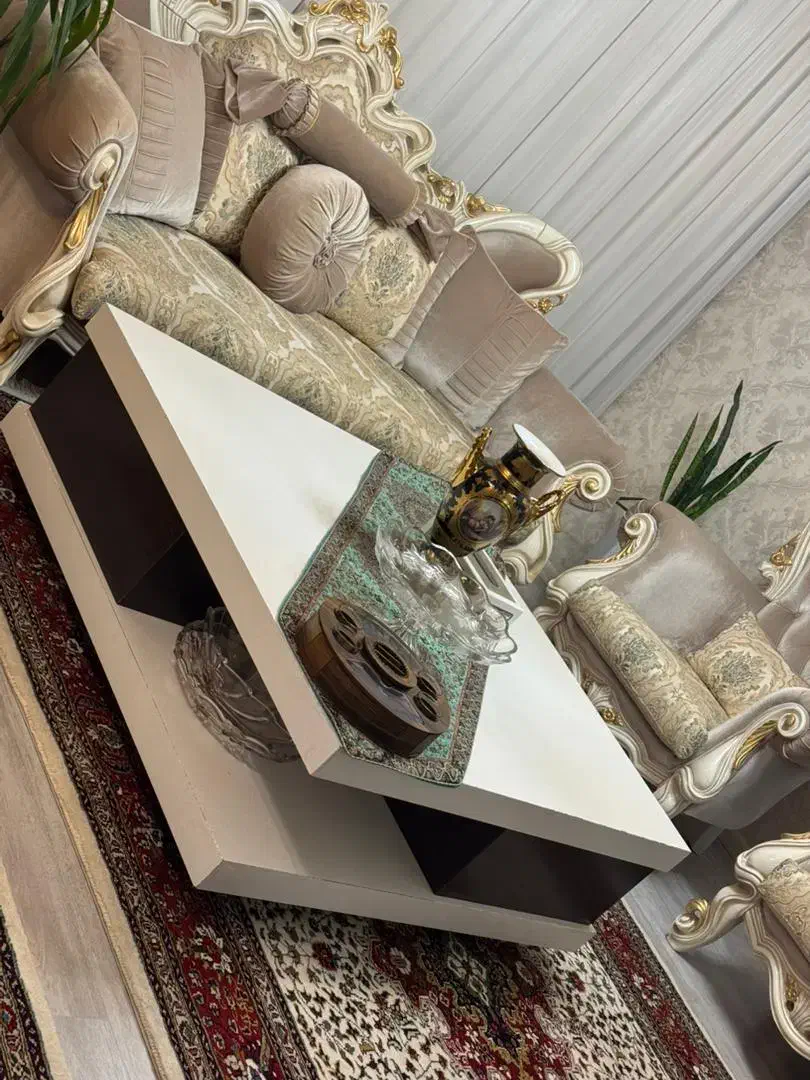 جلومبلی ۱۲۰در۱۲۰|مبلمان خانگی و میز عسلی|ارومیه, |دیوار