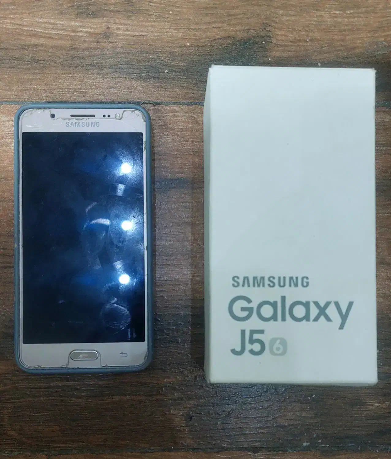گوشیA30 و J5 سالم به شرط|موبایل|تهران, باغ فیض|دیوار