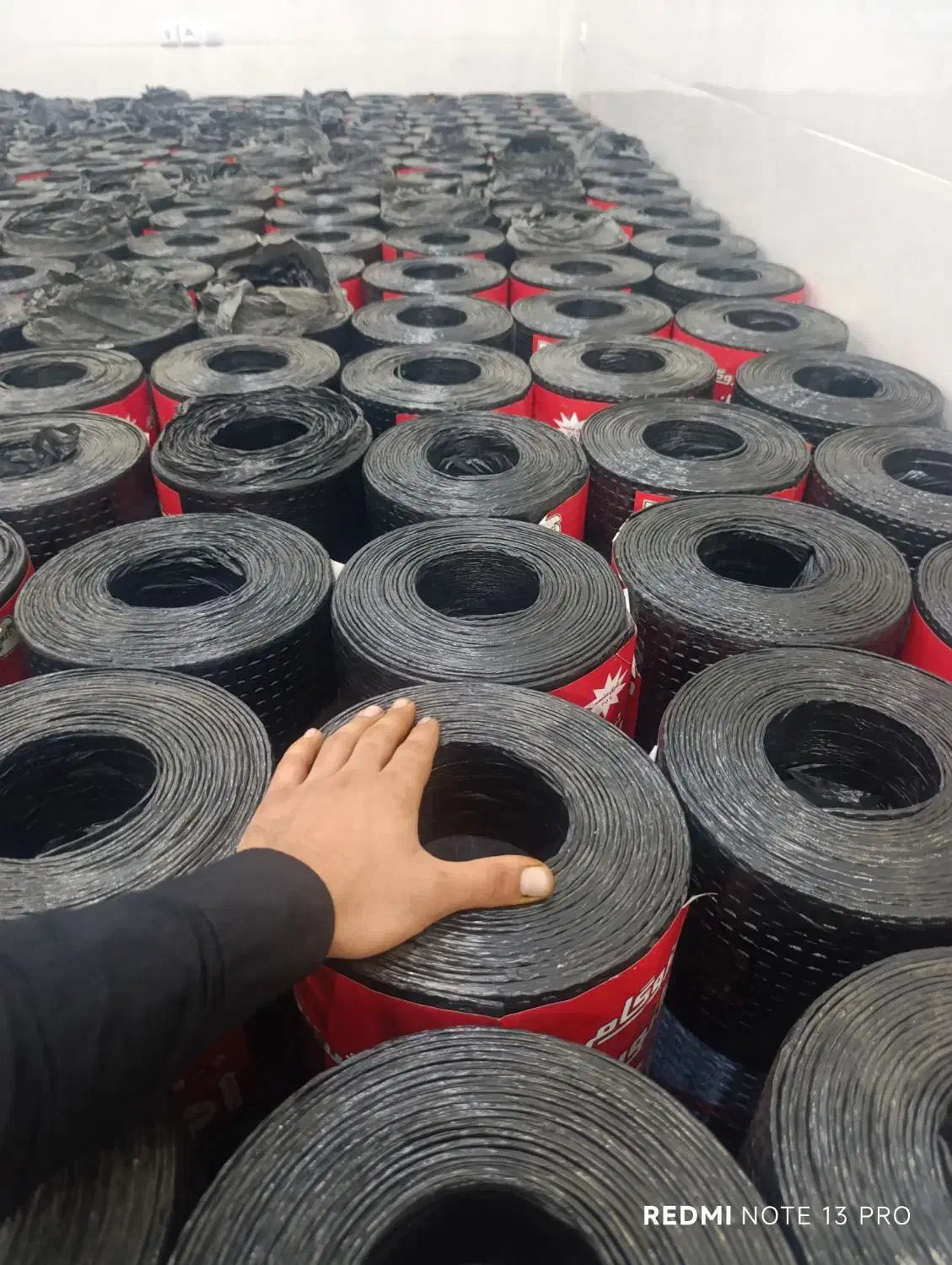 ایزوگام امید|خدمات پیشه و مهارت|میبد, |دیوار