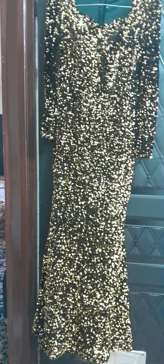 لباس مجلسی|لباس|رشتخوار, |دیوار