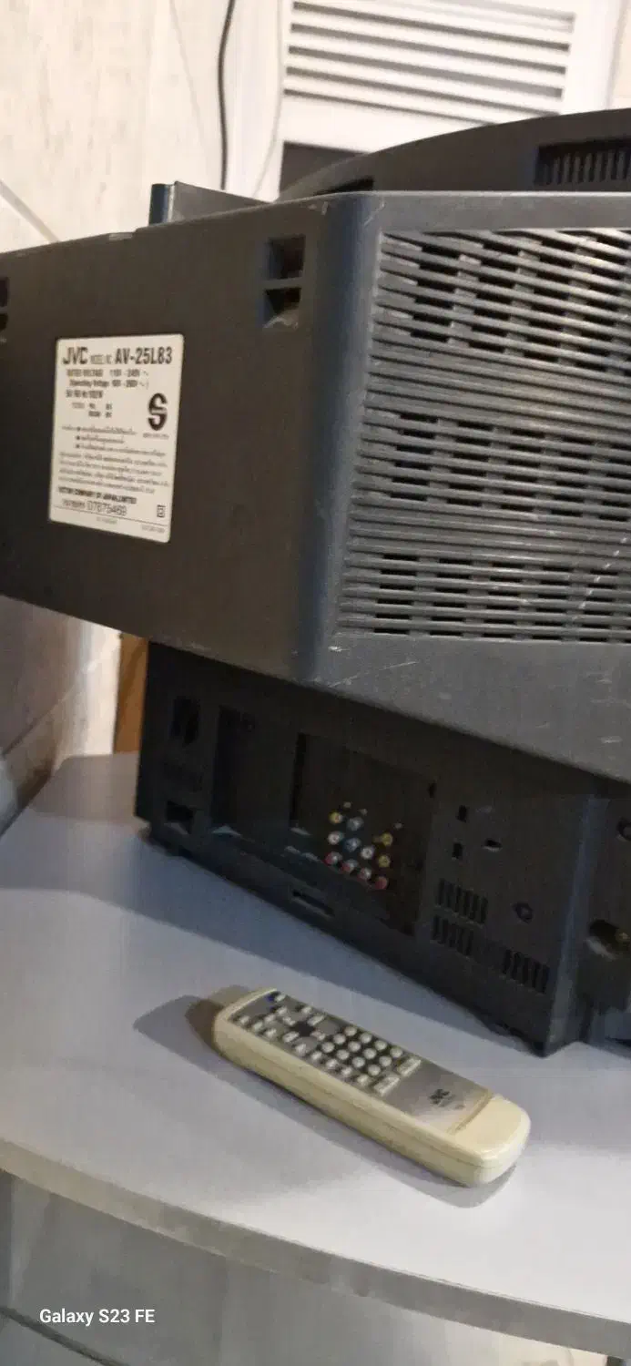 تلویزیون ۲۵ اینچ جی وی سی ژاپن jvc با میز|تلویزیون و پروژکتور|تهران, فاطمی|دیوار