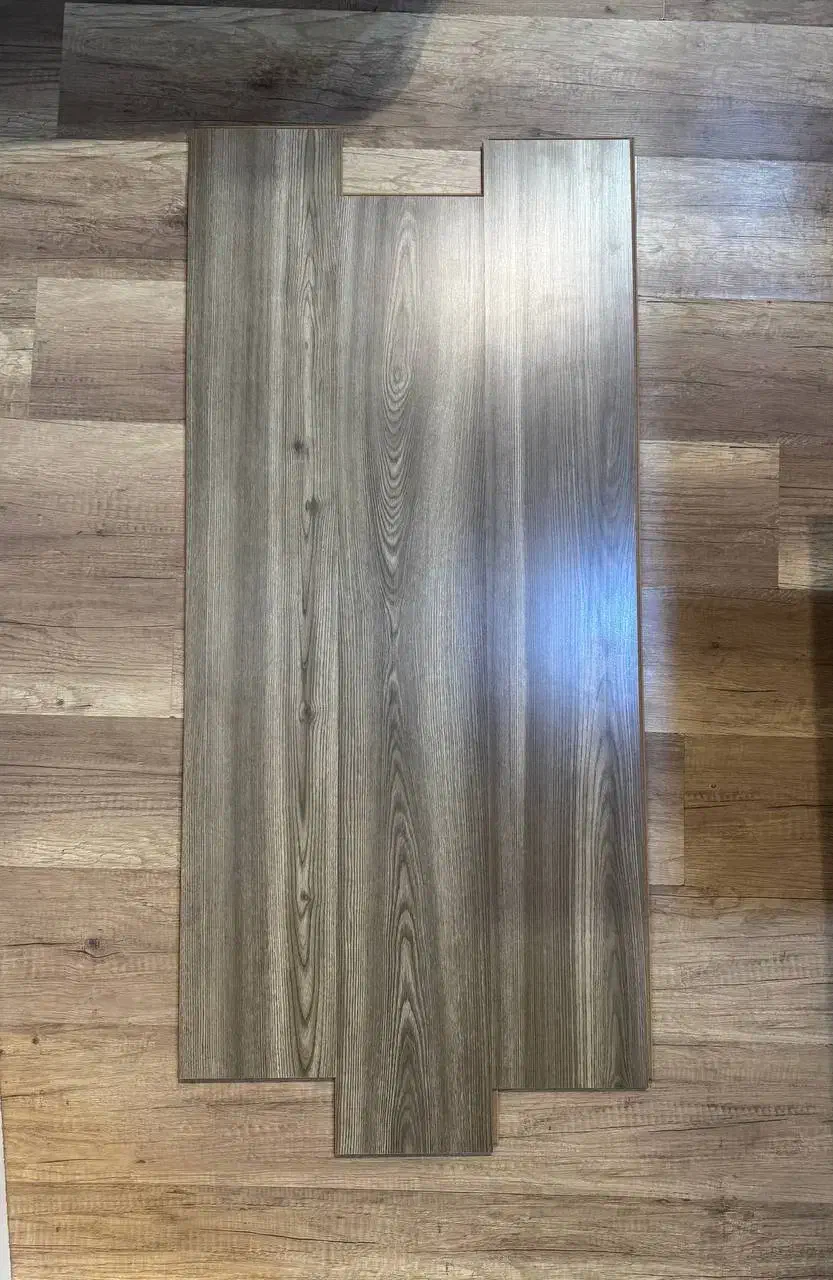 پارکت لمینت و کفپوش PVC|مصالح و تجهیزات ساختمان|مشهد, عامل|دیوار