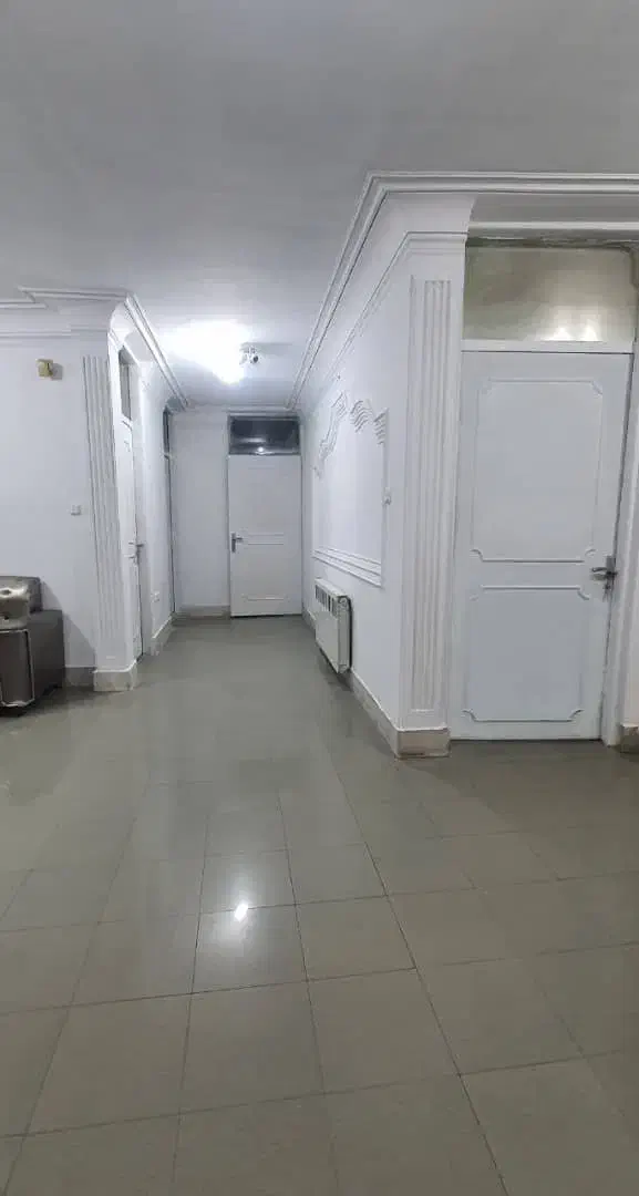 فروش واحد تجاری ۹۴ متری چهارراه گلسار بر اصلی|فروش دفتر کار، اتاق اداری، مطب|رشت, گلسار|دیوار