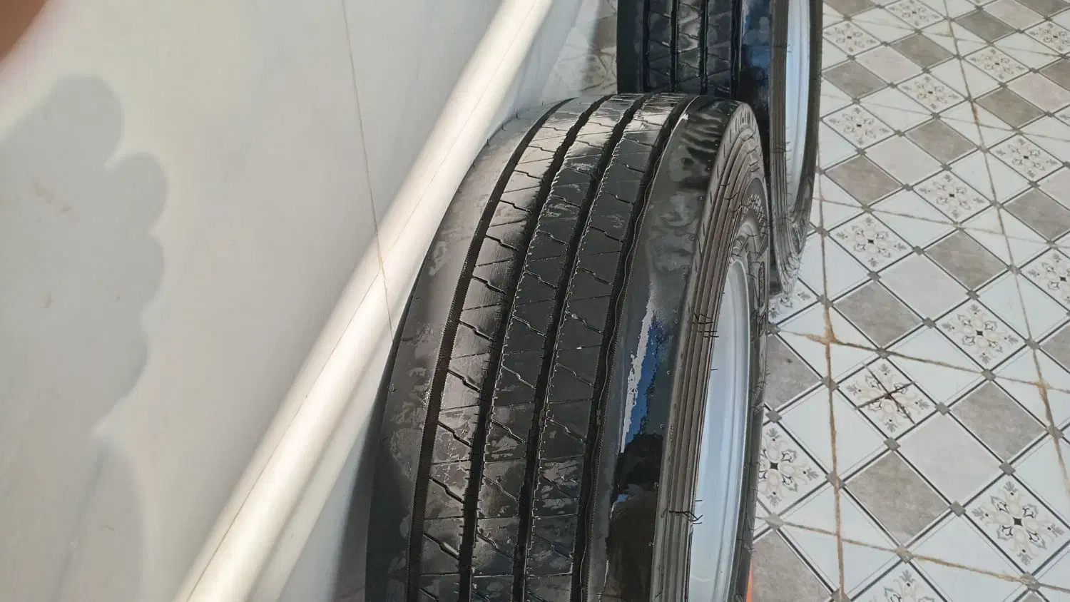 لاستیک سایپا نیسان|قطعات یدکی و لوازم جانبی|رامشیر, |دیوار