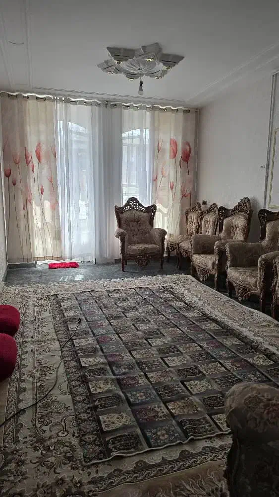 منزل ویلایی مبله شیک وتمیز|اجارهٔ کوتاه‌مدت آپارتمان و سوئیت|شیراز, فرگاز|دیوار