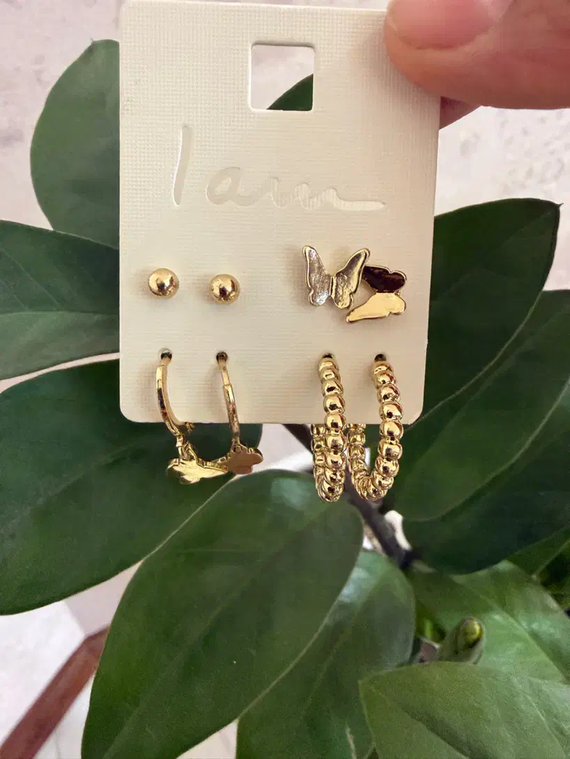 پک گوشواره|بدلیجات|نیشابور, بلوار گلها|دیوار