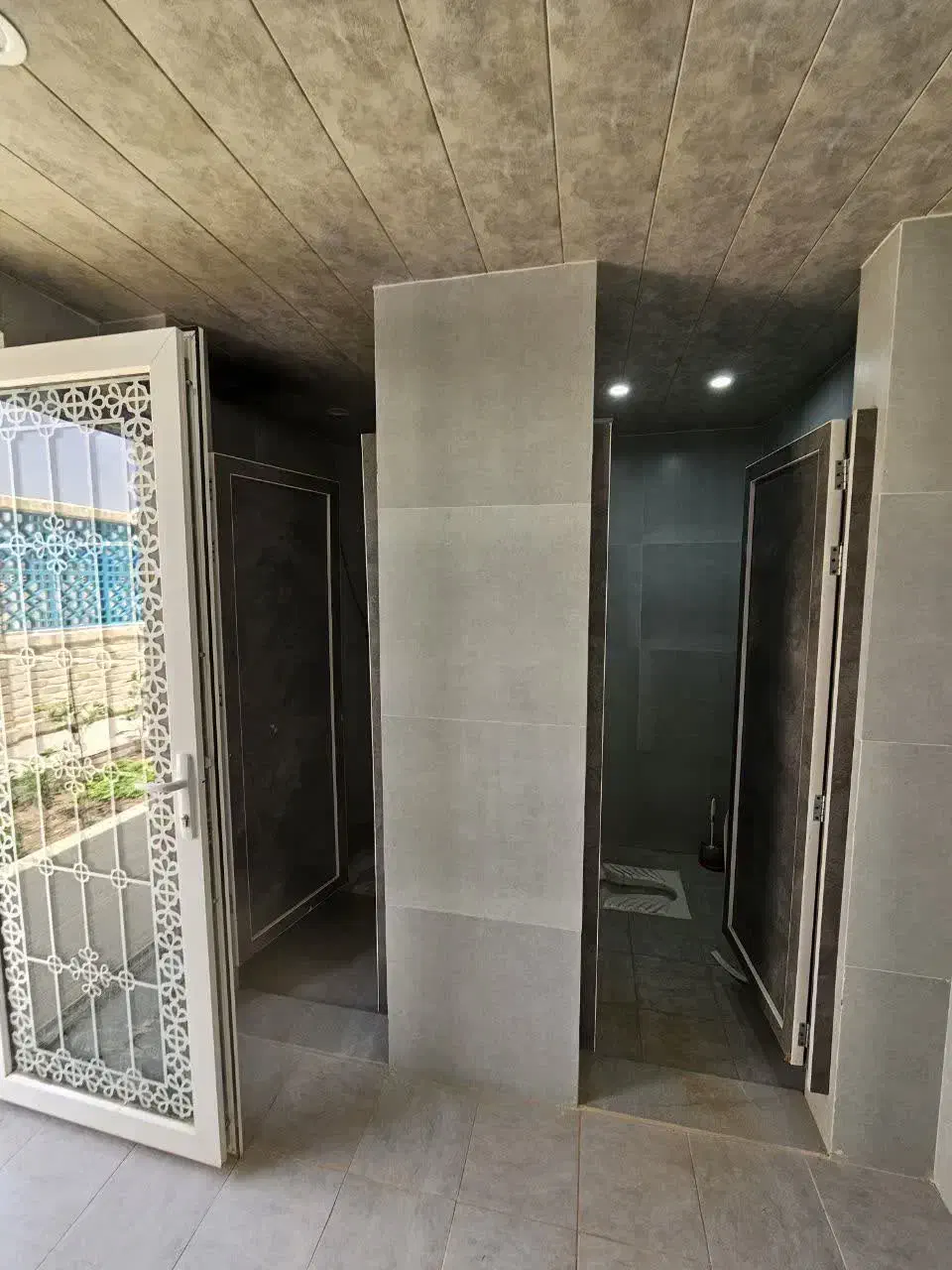 کارخانه در شهرک صنعتی میبد|فروش دفتر صنعتی، کشاورزی، تجاری|بفروئیه, |دیوار