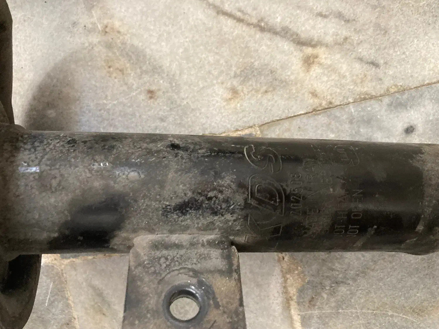 کمک فنر پژو 206|قطعات یدکی و لوازم جانبی|شاهینشهر, شهرک گلدیس|دیوار