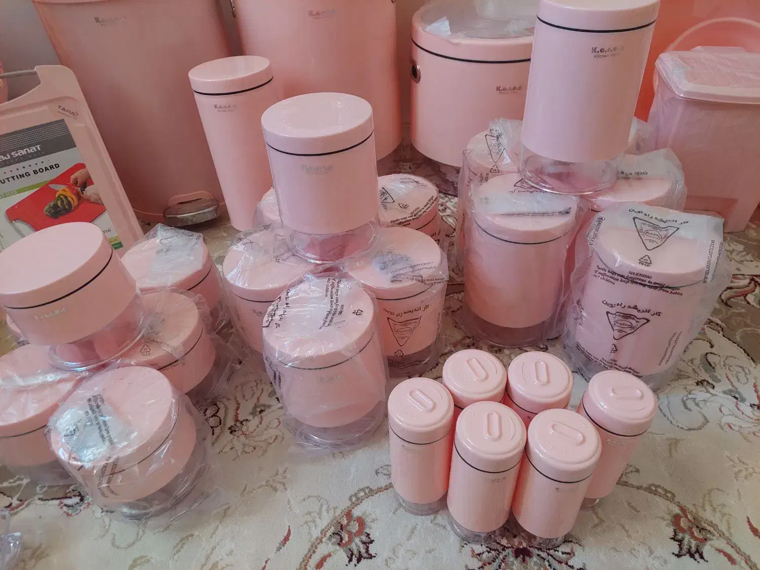 سرویس آشپزخانه|ظروف نگهدارنده، پلاستیکی، یک‌بارمصرف|سنقر, |دیوار