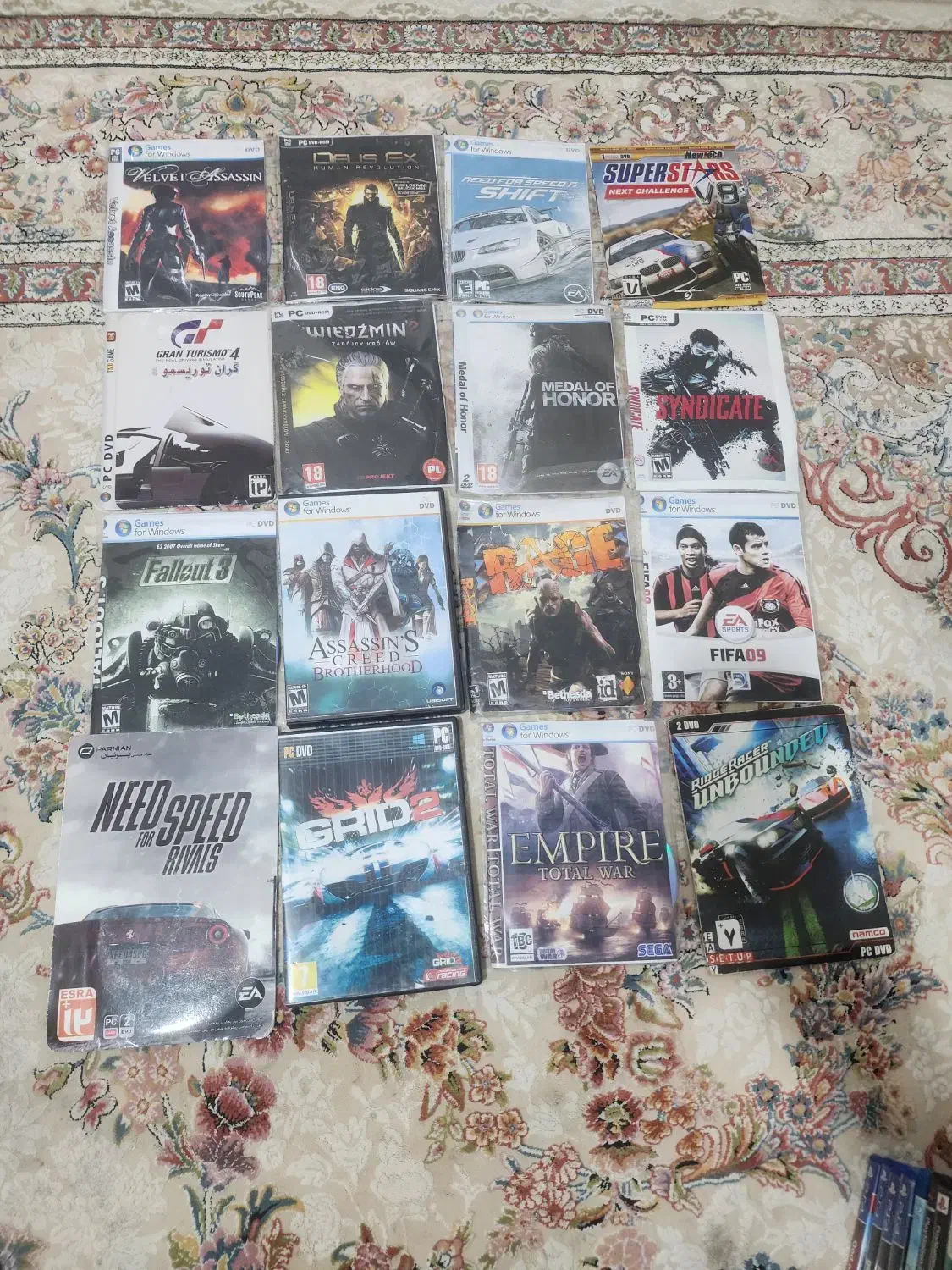 ۶۰ عدد بازی دی وی دی کامپیوتر|کنسول، بازی ویدئویی و آنلاین|تهران, دروازه شمیران|دیوار
