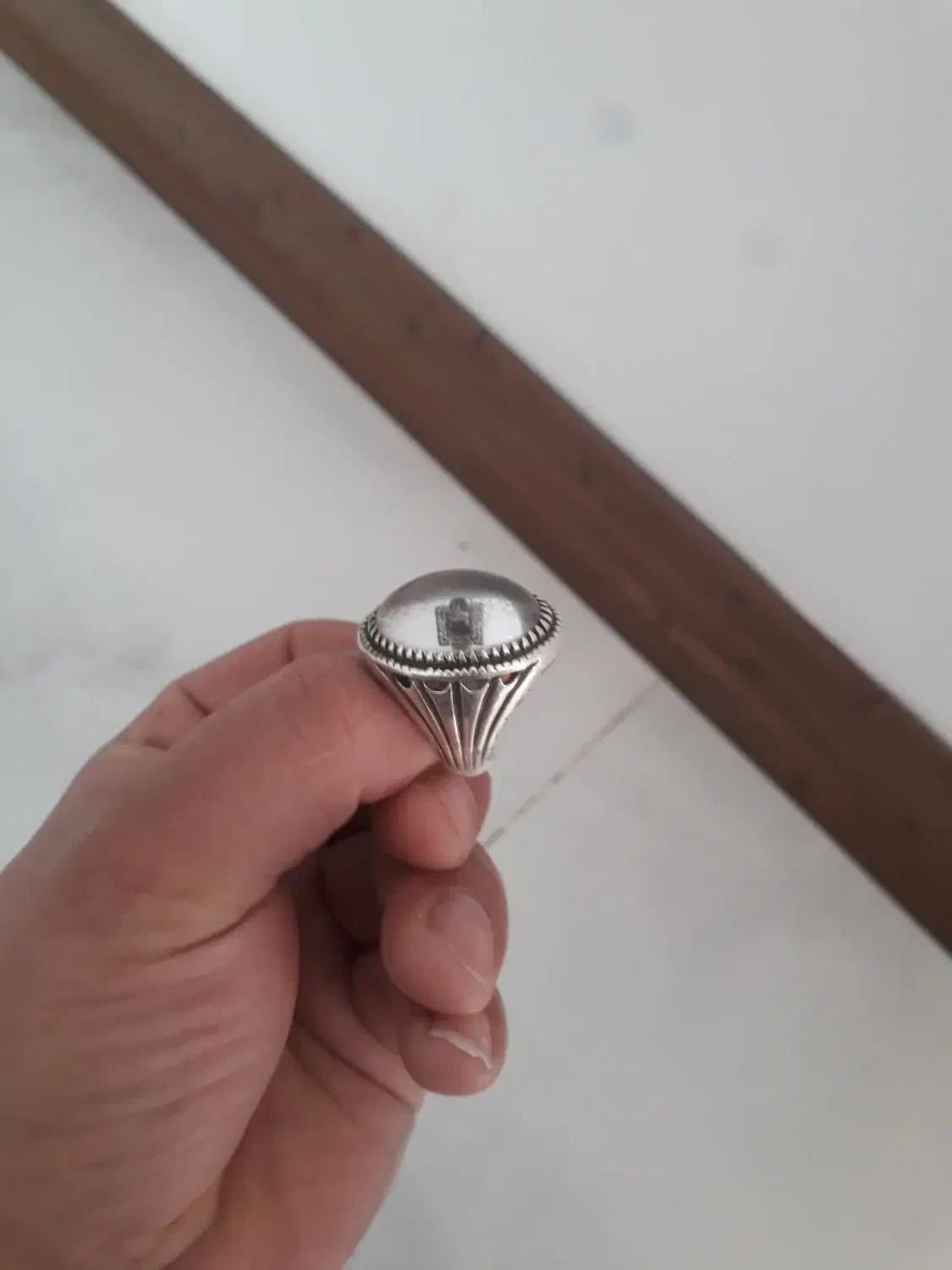 انگشتره نقره|کلکسیون اشیاء عتیقه|نهاوند, |دیوار