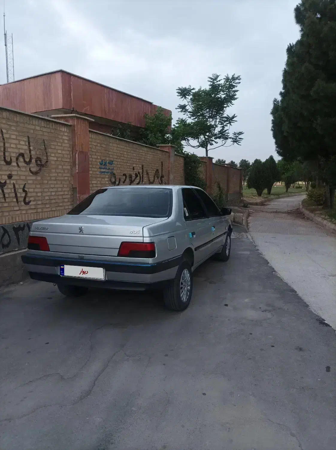 405 فروش نقدی و معاوضه|خودرو سواری و وانت|کوهدشت, |دیوار