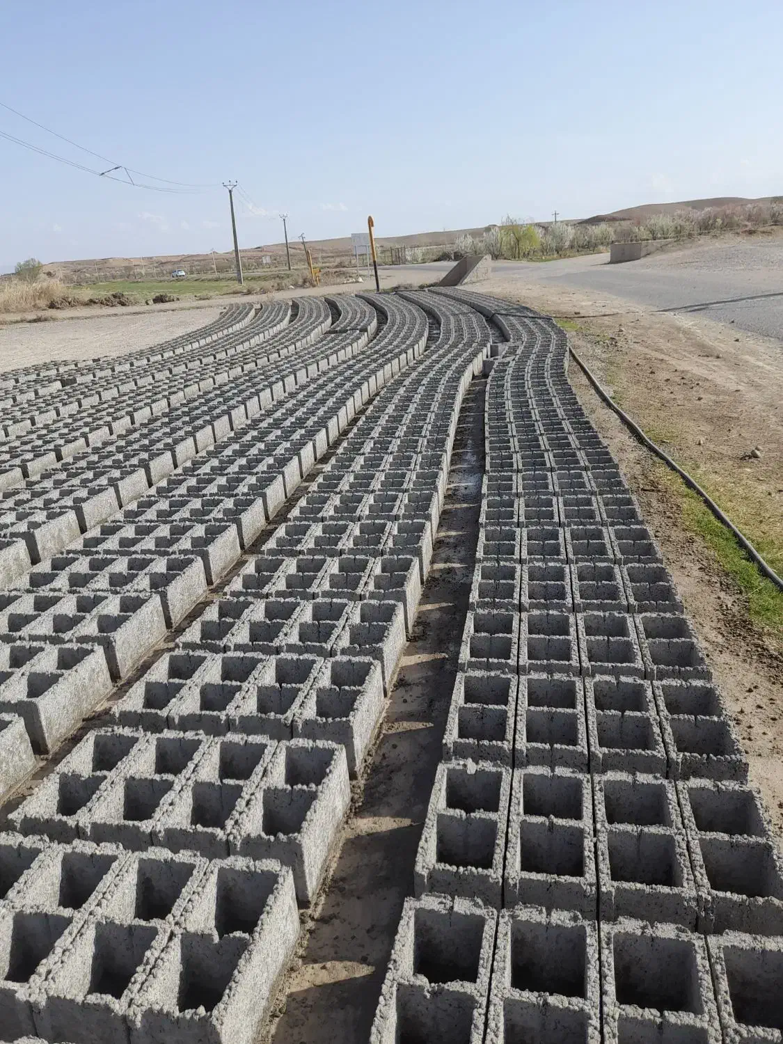 بلوک فروشی میلانی|خدمات پیشه و مهارت|پلدشت, |دیوار