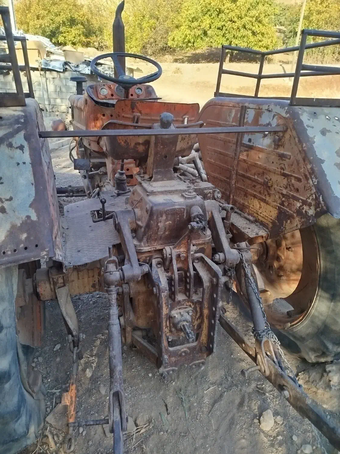 تراکتور رومانی با تریلی و گاواهن|خودرو سنگین|بیرانوند, |دیوار