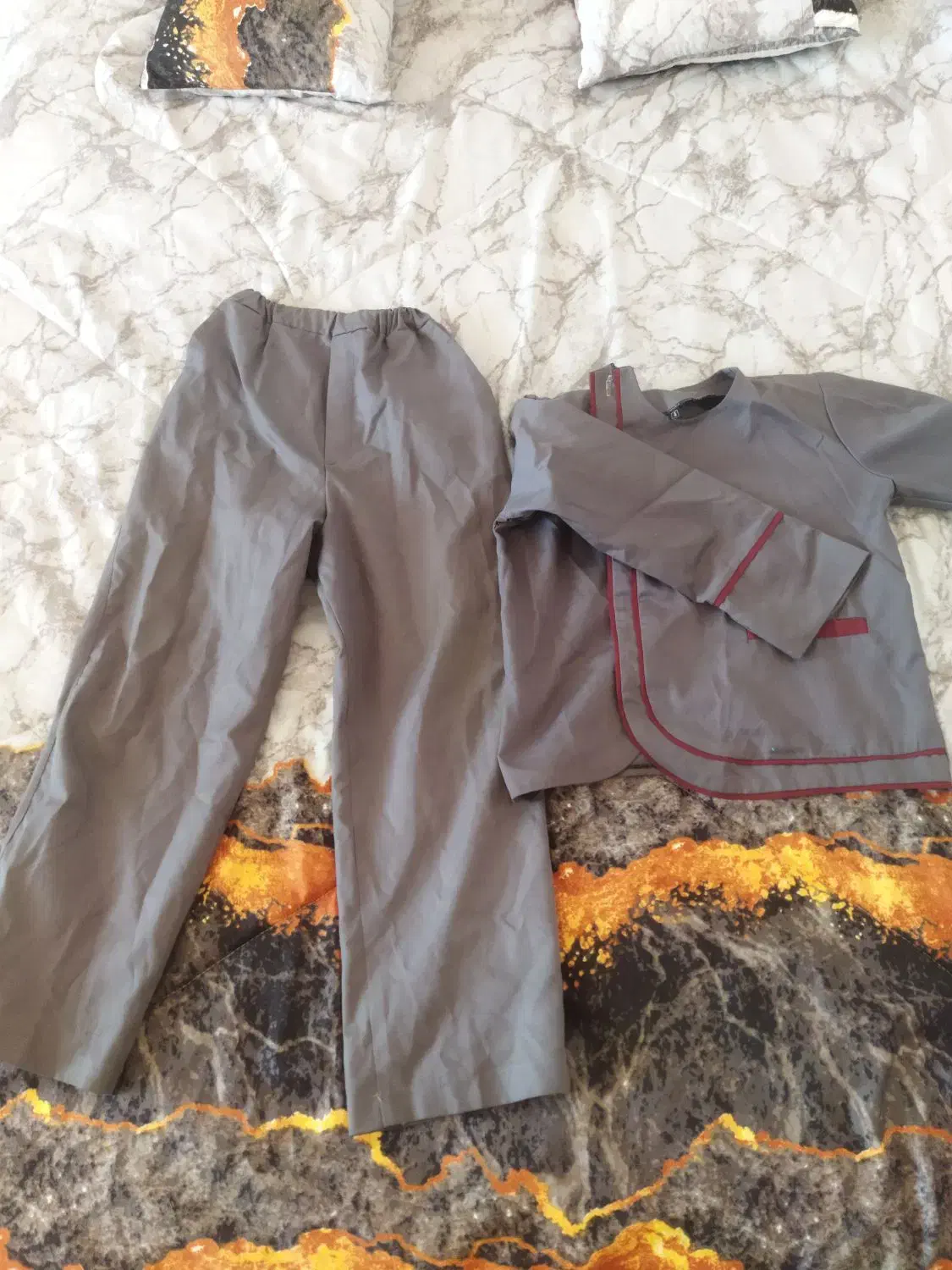 لباس فرم بزرگمهر سایز ۴|لباس|فولادشهر, C8|دیوار