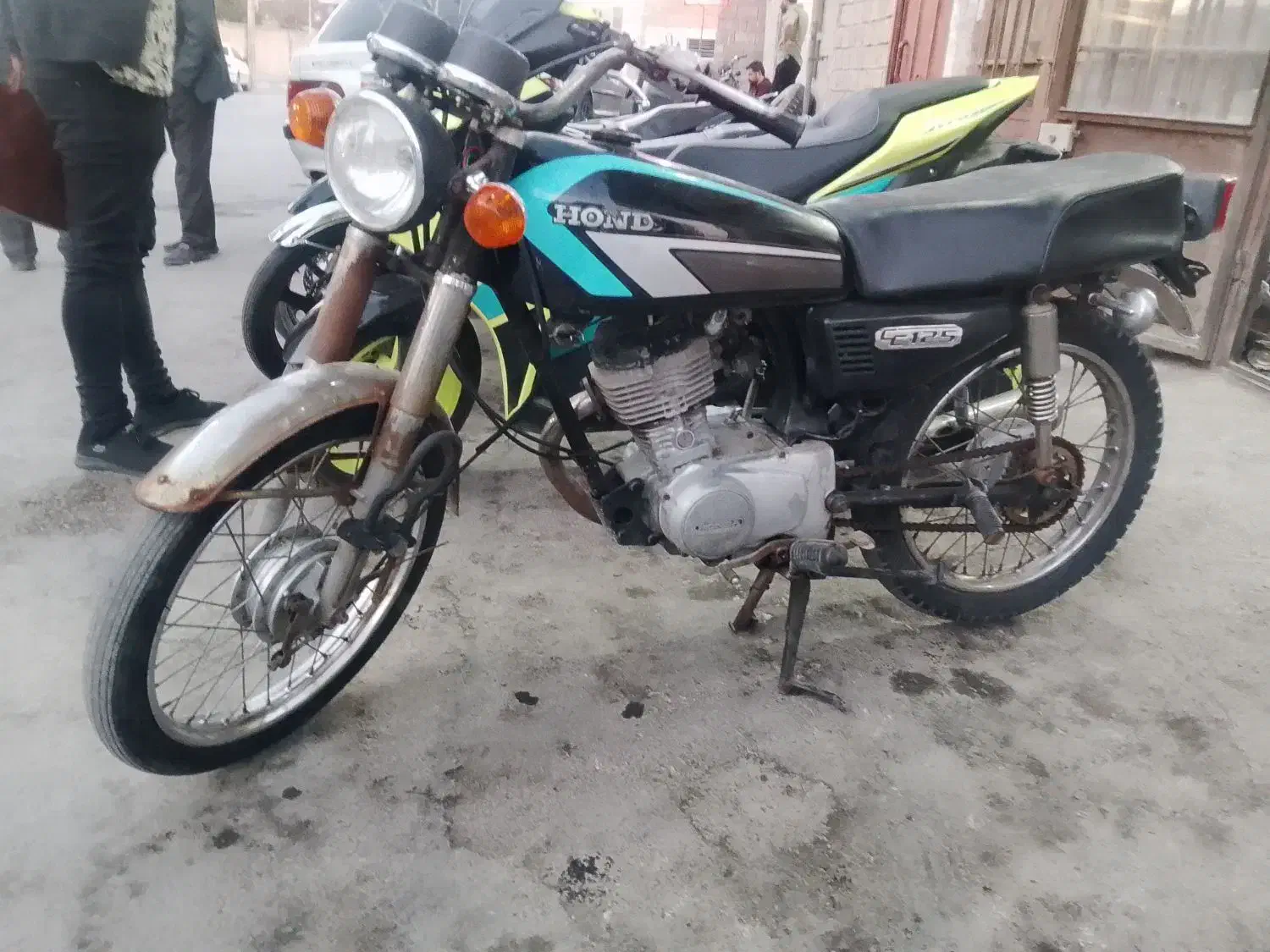 سی جی ژاپن|موتورسیکلت|ابریشم, |دیوار