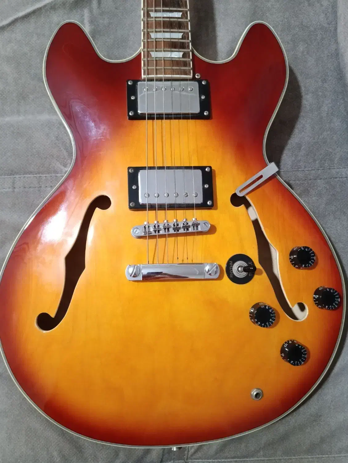 گیتار الکتریک هالوبادی گیبسون|گیتار، بیس، امپلیفایر|پیربازار, |دیوار