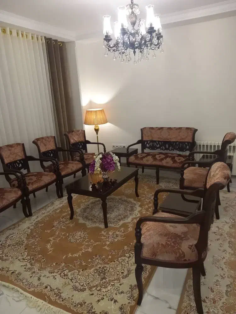 مبلمان ۸ نفره ظریف و کم جا|مبلمان خانگی و میز عسلی|تهران, نظام‌آباد|دیوار