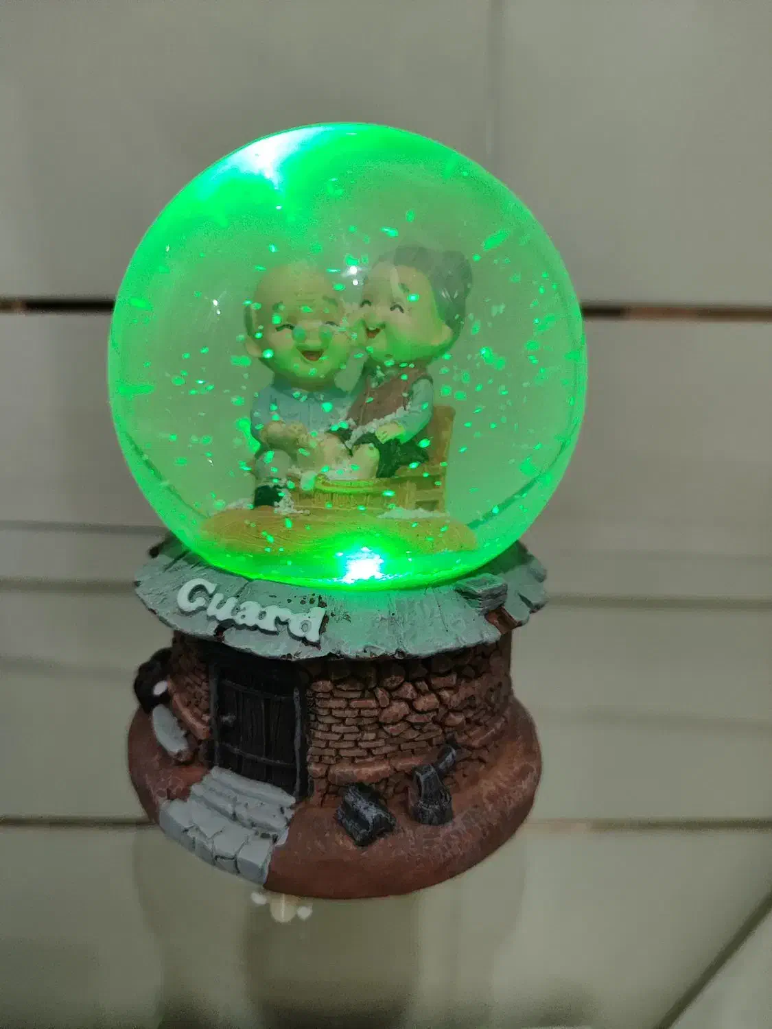 گویی لاکچری برای روز مادر و ولانتاین|چراغ خواب و آباژور|آبپخش, |دیوار