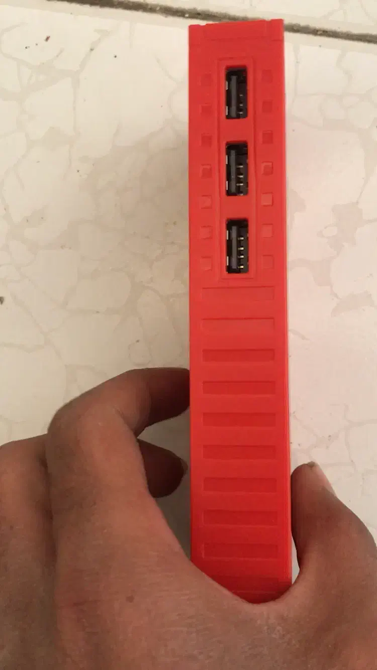 یک عدد پاور بانک کاملا سالم|لوازم جانبی موبایل و تبلت|تهران, دانشگاه شریف|دیوار