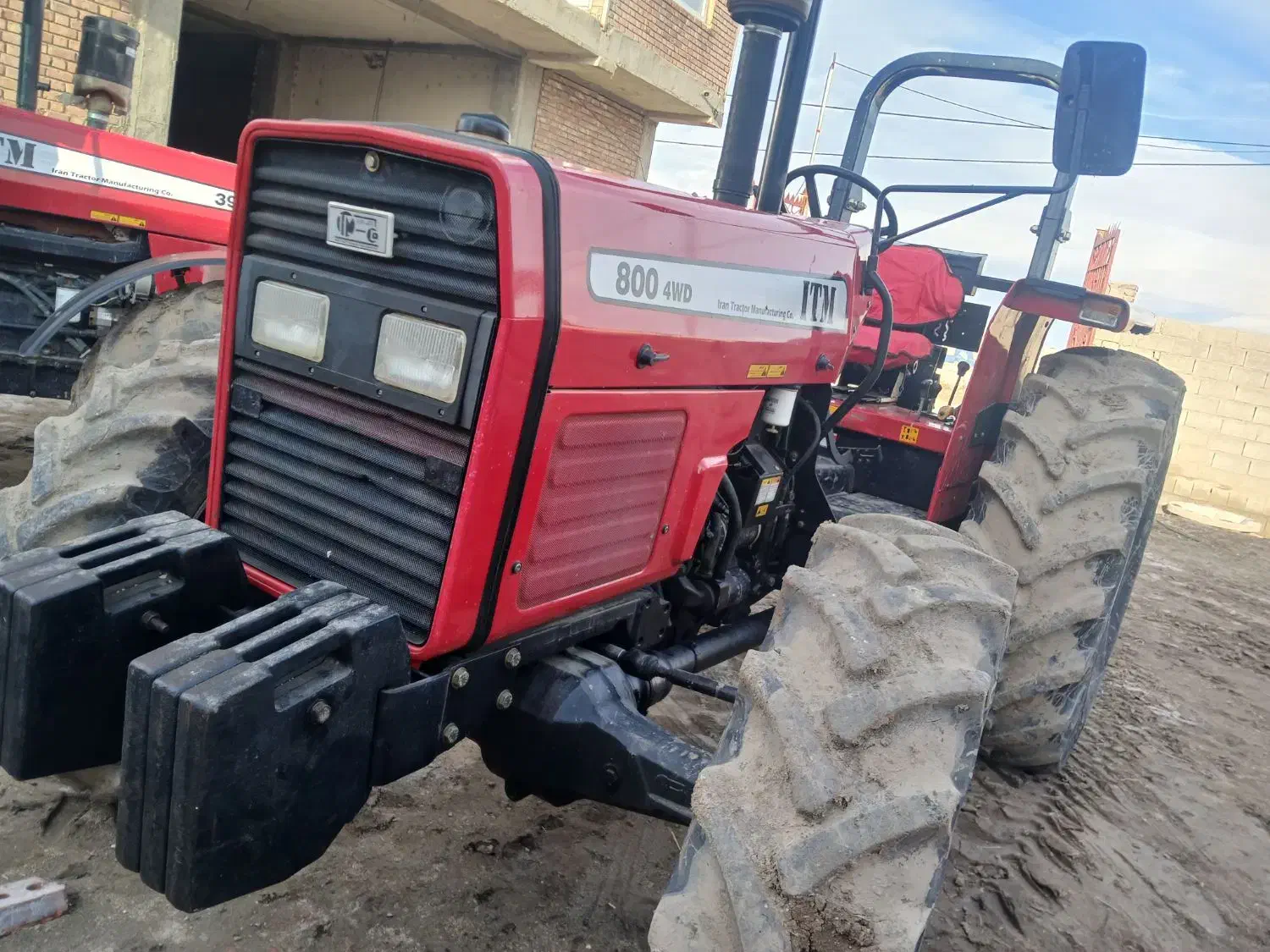 تراکتور ۸۰۰|خودرو سنگین|میاندوآب, |دیوار