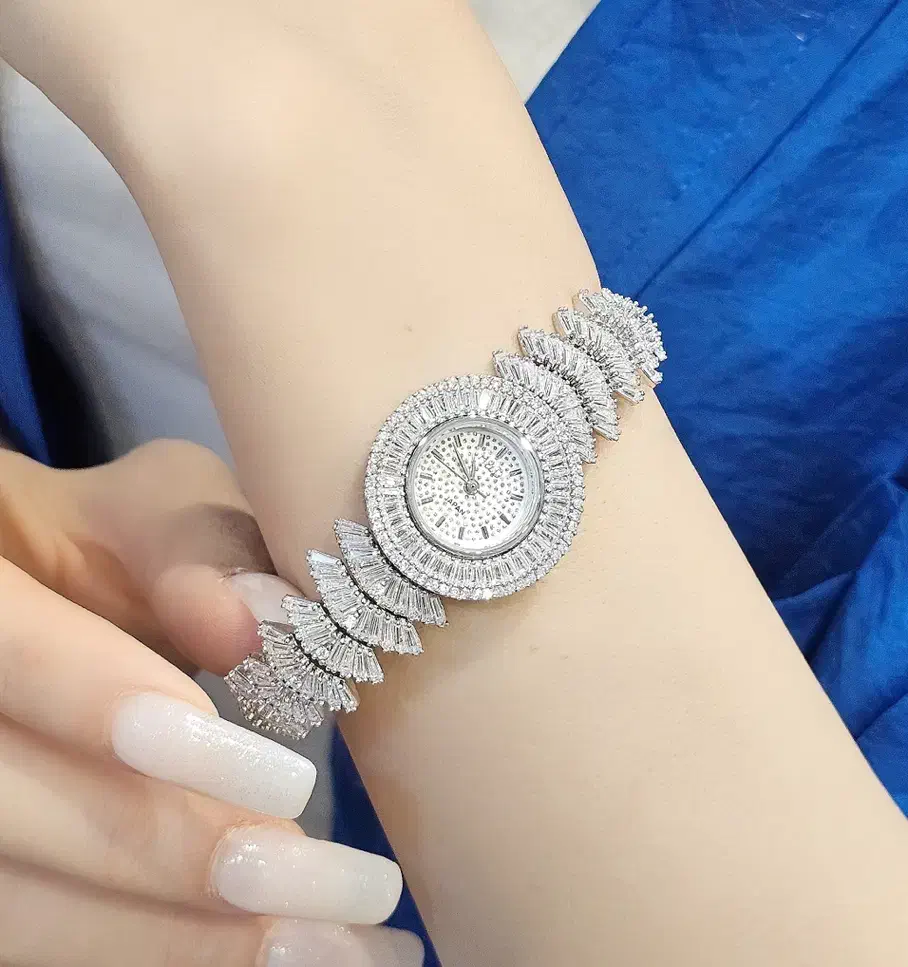 ساعت جواهری نقره عیار ۹۲۵|جواهرات|قم, ارم|دیوار