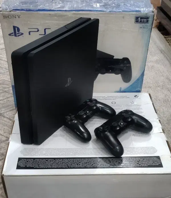 ps4 درحد نو کپی خور ورژن 9|کنسول، بازی ویدئویی و آنلاین|زنجان, |دیوار