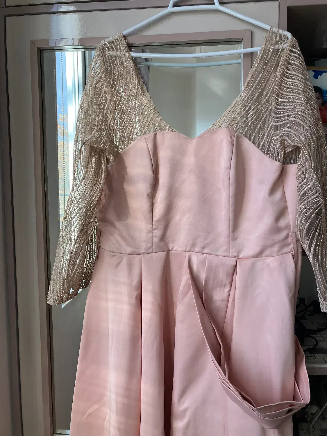 لباس شب ساتن و کارشده|لباس|میانه, |دیوار