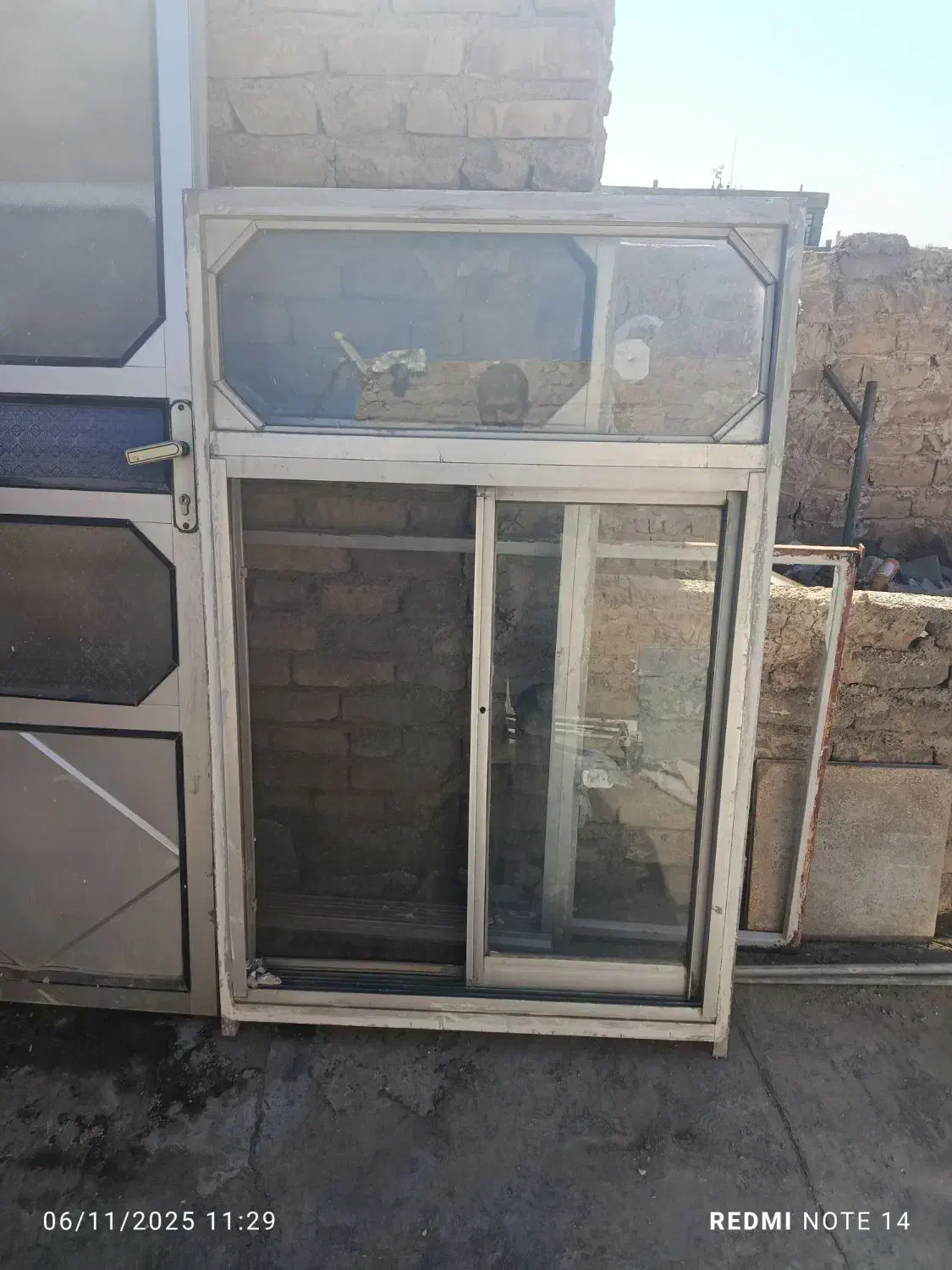 درب و پنجره آلومینیوم سالم و تمیز|مصالح و تجهیزات ساختمان|شاهرود, |دیوار