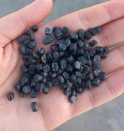 گرانول مشکی ۲۵ تن آماده تحویل|عمده‌فروشی|مشهد, شترک|دیوار