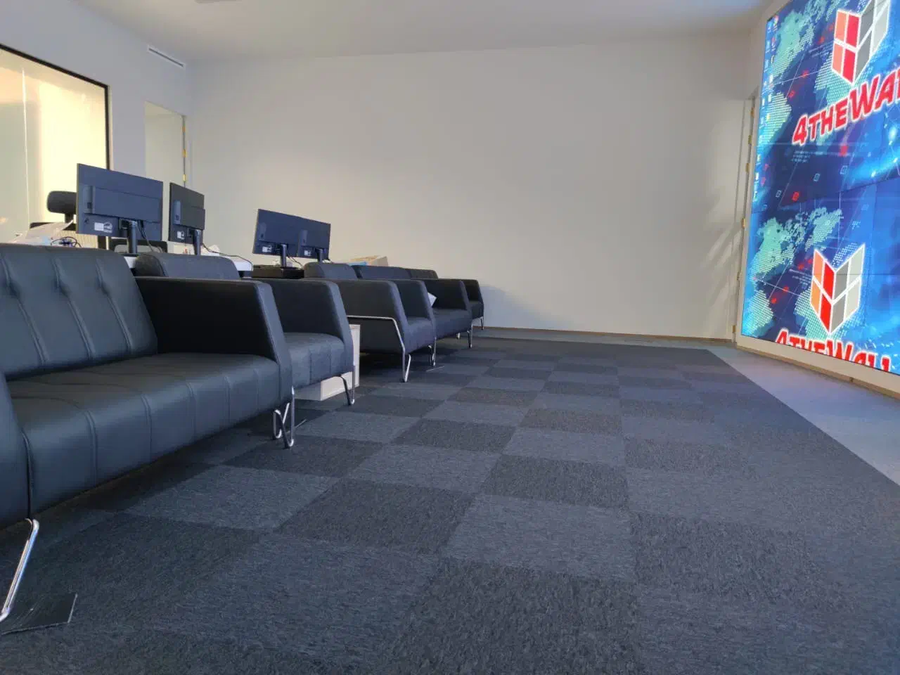 موکت اداری فاکتور رسمی نصب حرفه ای|موکت|تهران, کاج|دیوار