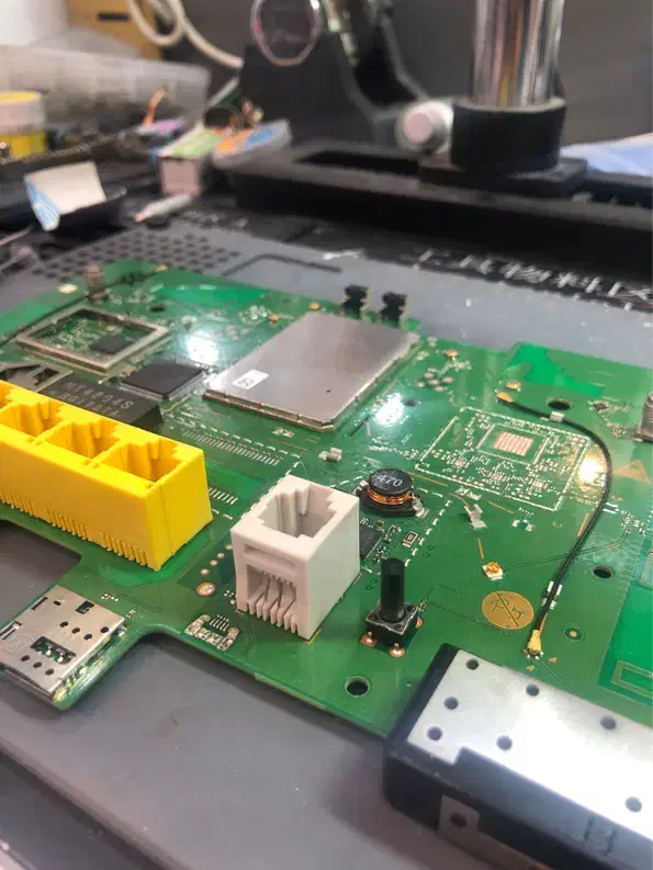 تعمیر و انلاک انواع مودم های سیم کارتی|خدمات رایانه‌ای و موبایل|تهران, صادقیه|دیوار