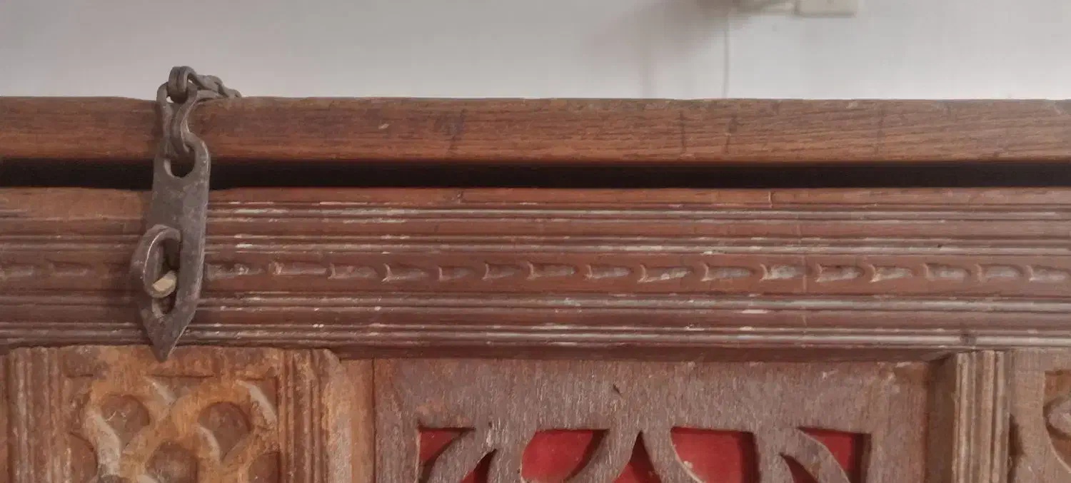 صندوق چوبی عتیقه و کلکسیونی|کلکسیون اشیاء عتیقه|علی‌آباد کتول, |دیوار