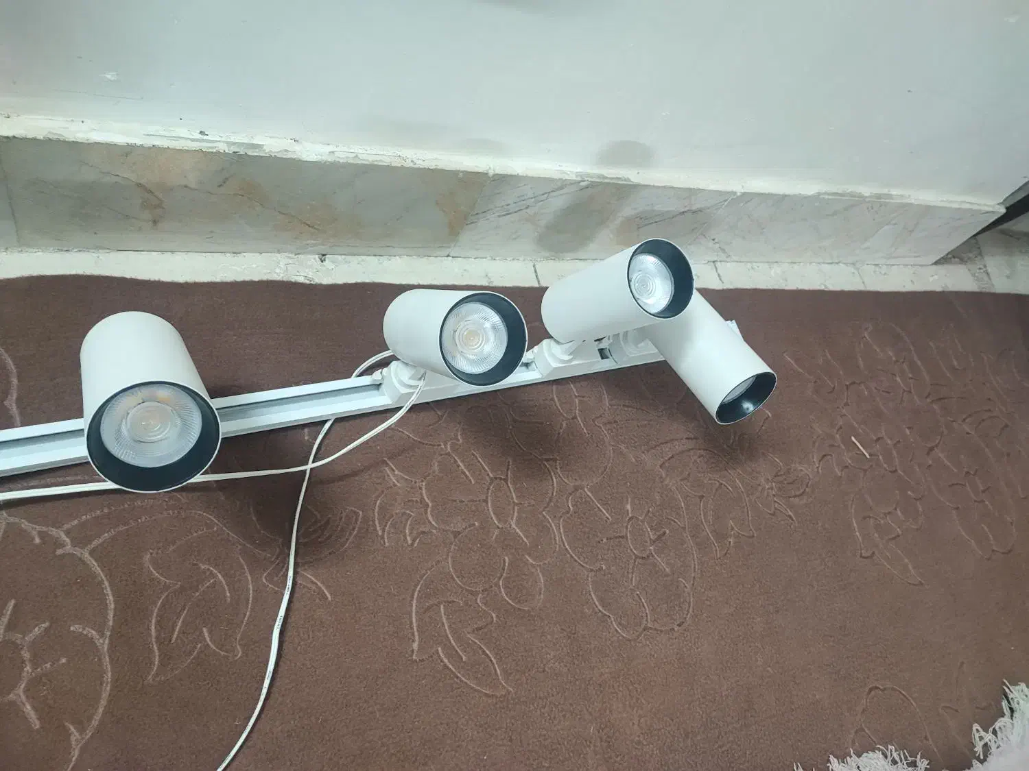 لامپ ریلی استوانه‌ای|لامپ و چراغ|تربت‌حیدریه, طالقانی|دیوار