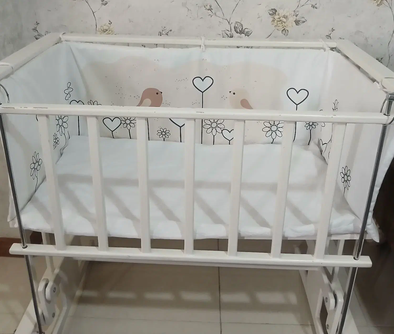 تخت نوزاد و کودک|تخت و سرویس خواب|رشت, نخودچر|دیوار