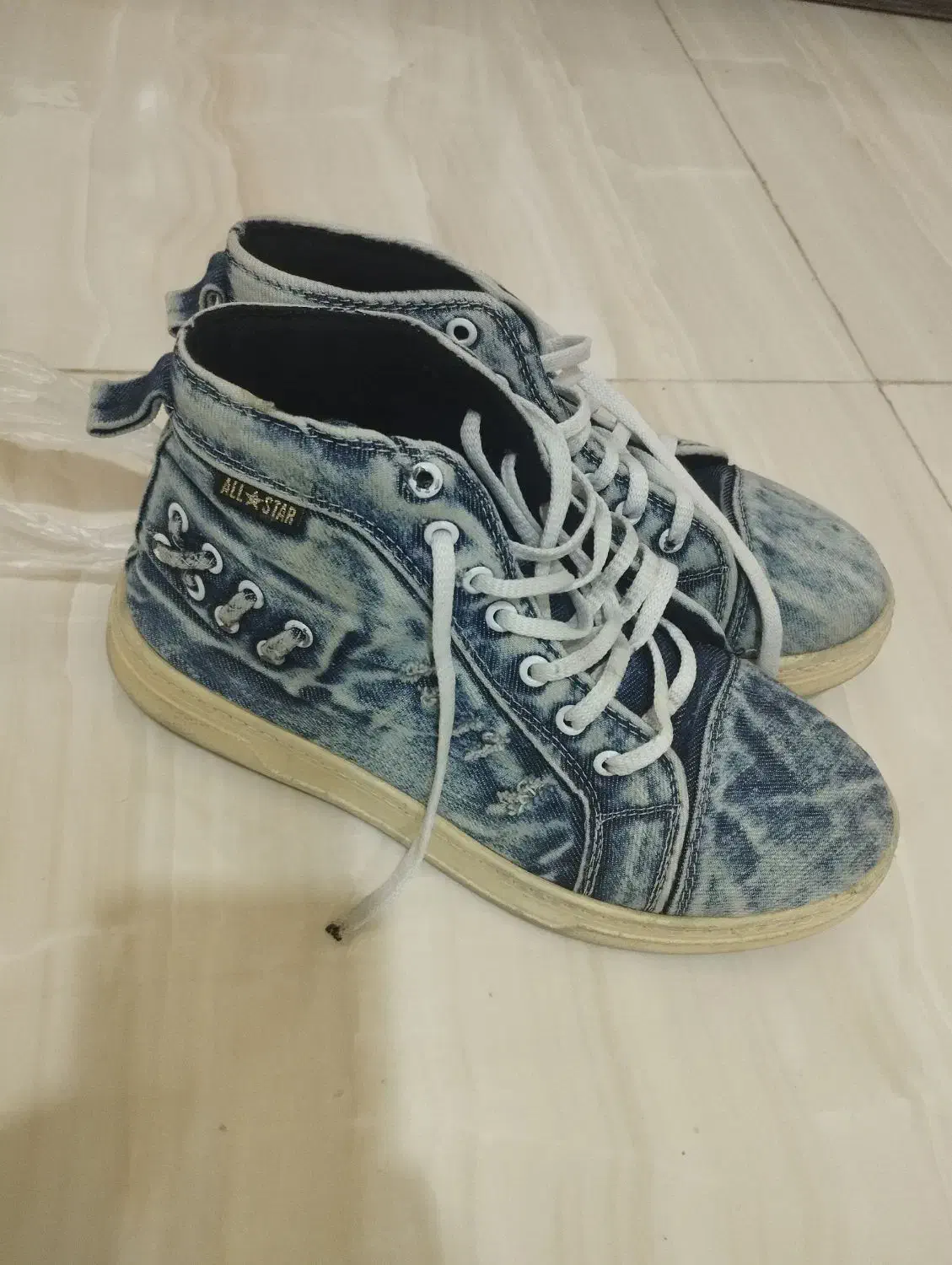 کفش لی سایز 37،38|کیف، کفش، کمربند|گلبهار, شهر جدید گلبهار|دیوار