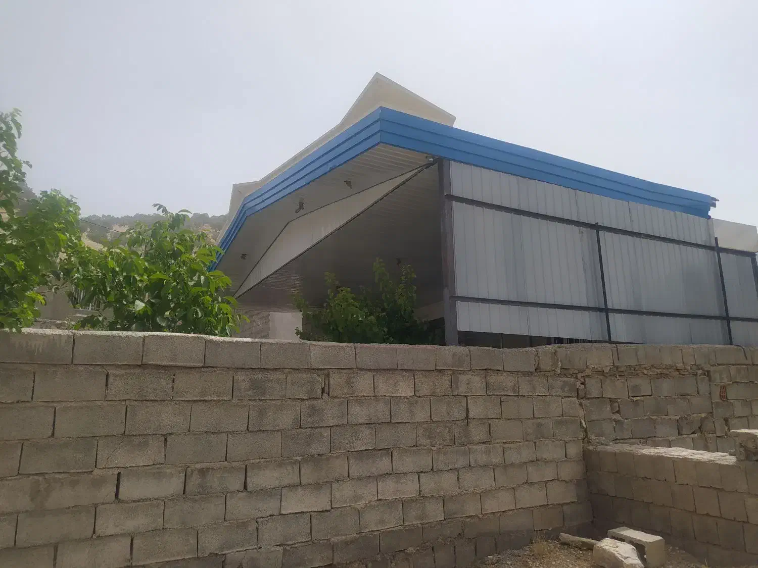 خدمات نصب سقف شیروانی برادران گودرزی|خدمات پیشه و مهارت|ایلام, |دیوار