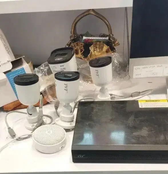 دوربین مداربسته مارک TVT|دوربین مداربسته|زابل, |دیوار