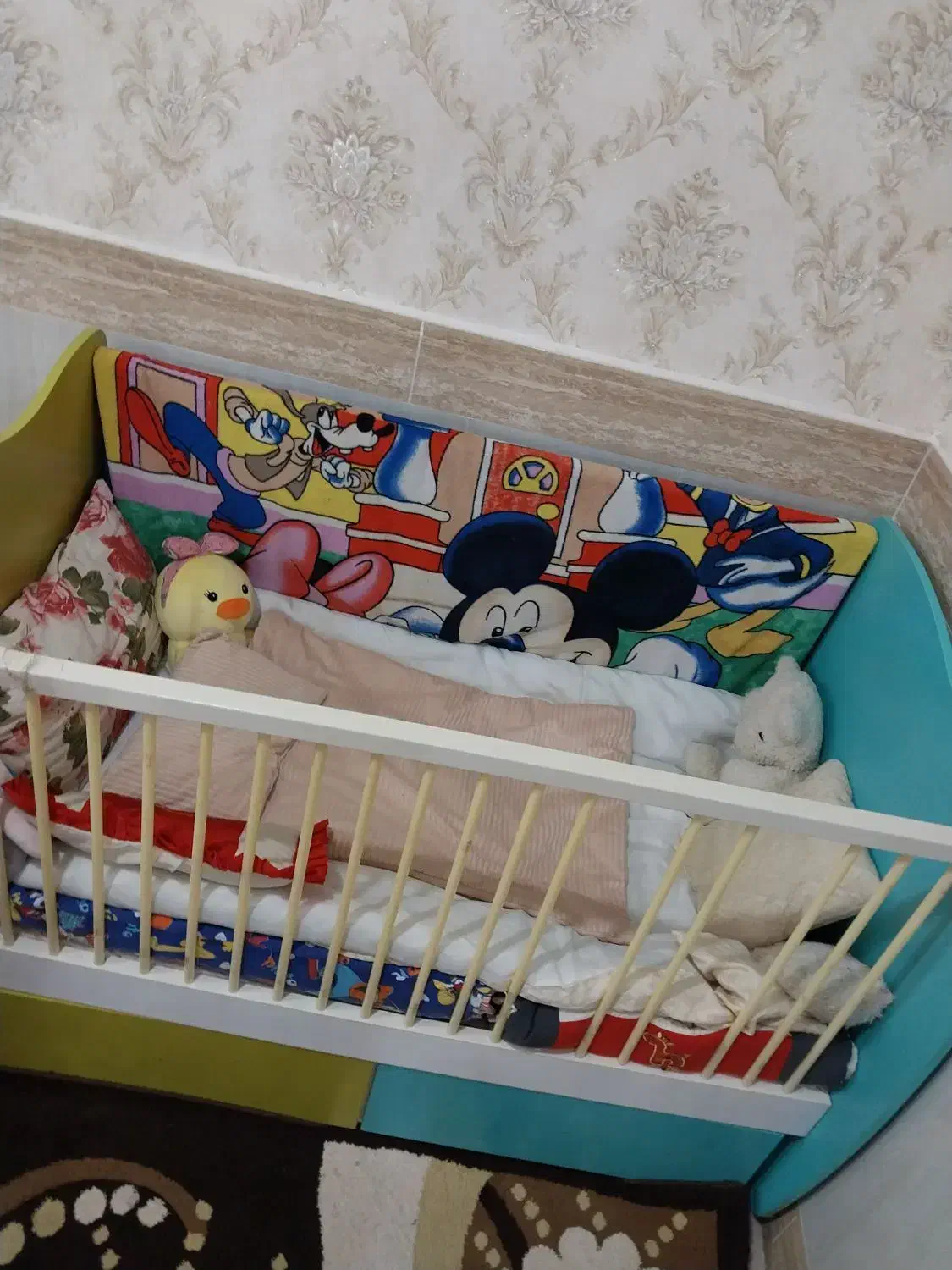 تخت کودک|تخت و صندلی بچه|خرمشهر, |دیوار