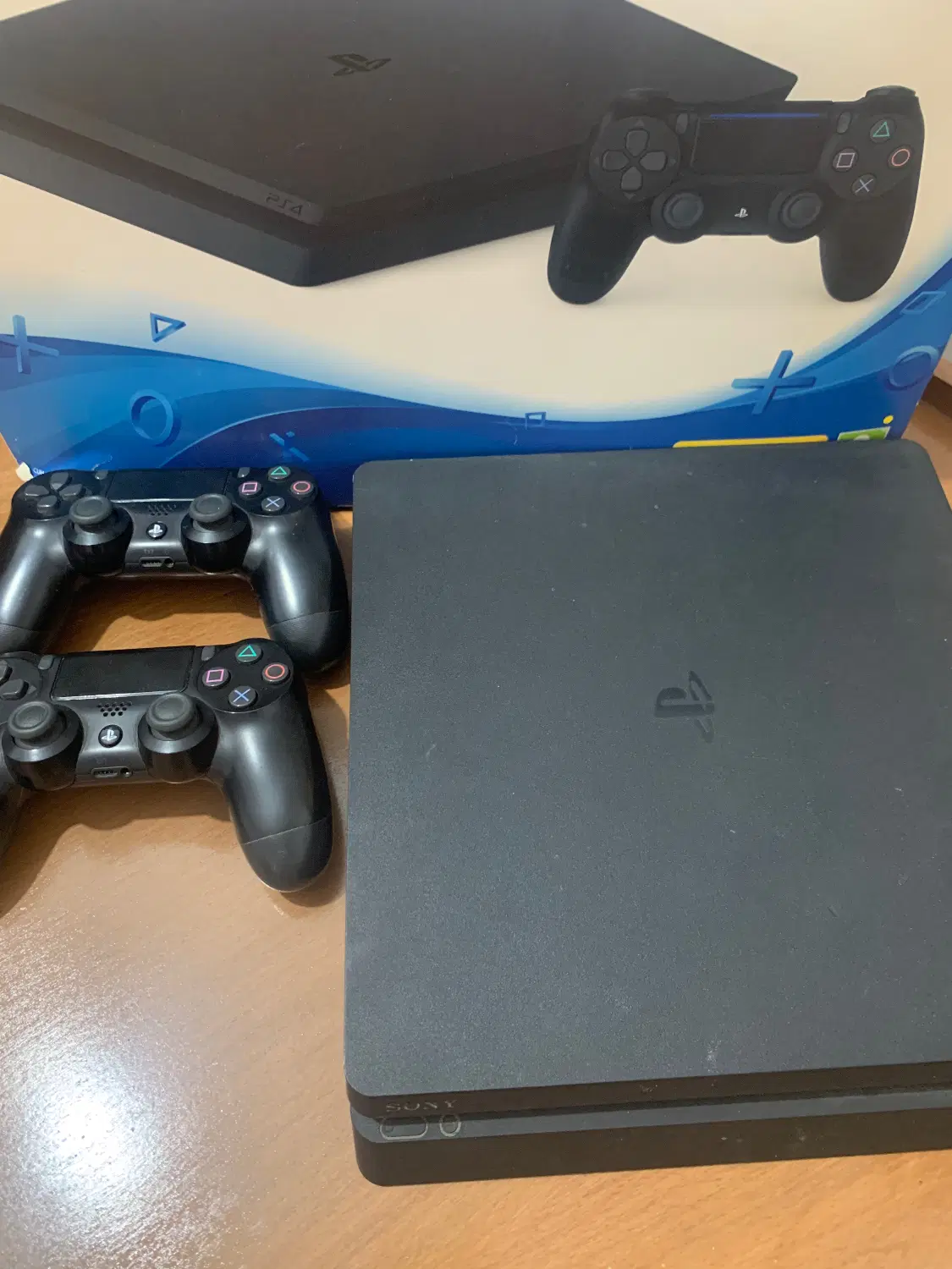 Ps4 slim 1T|کنسول، بازی ویدئویی و آنلاین|بوشهر, |دیوار