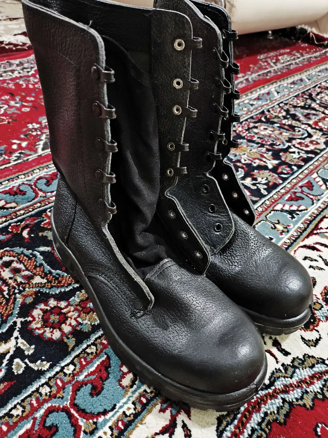 پوتین سربازی بهمن|کیف، کفش، کمربند|کاشمر, |دیوار